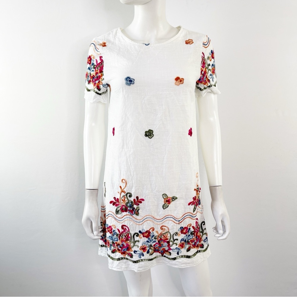 SHEIN Women's White Floral Embroidery Short Sleeve Mini Boho Shift Dress Size S